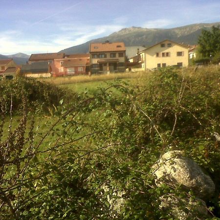 Parque Sierra Norte Rascafría Esterno foto